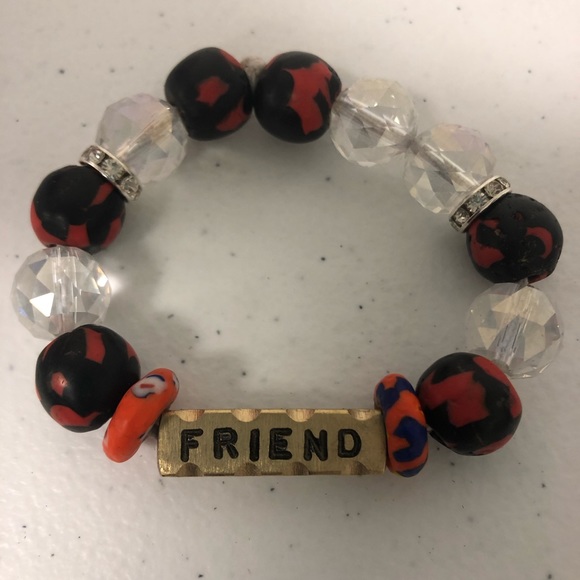 Bracelets - Picture 6 of 8